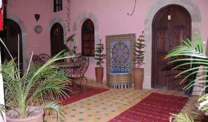 Cama & Desayunos cerca de iglesias de peregrinación, catedrales y monasterios en Essaouira, Morocco
